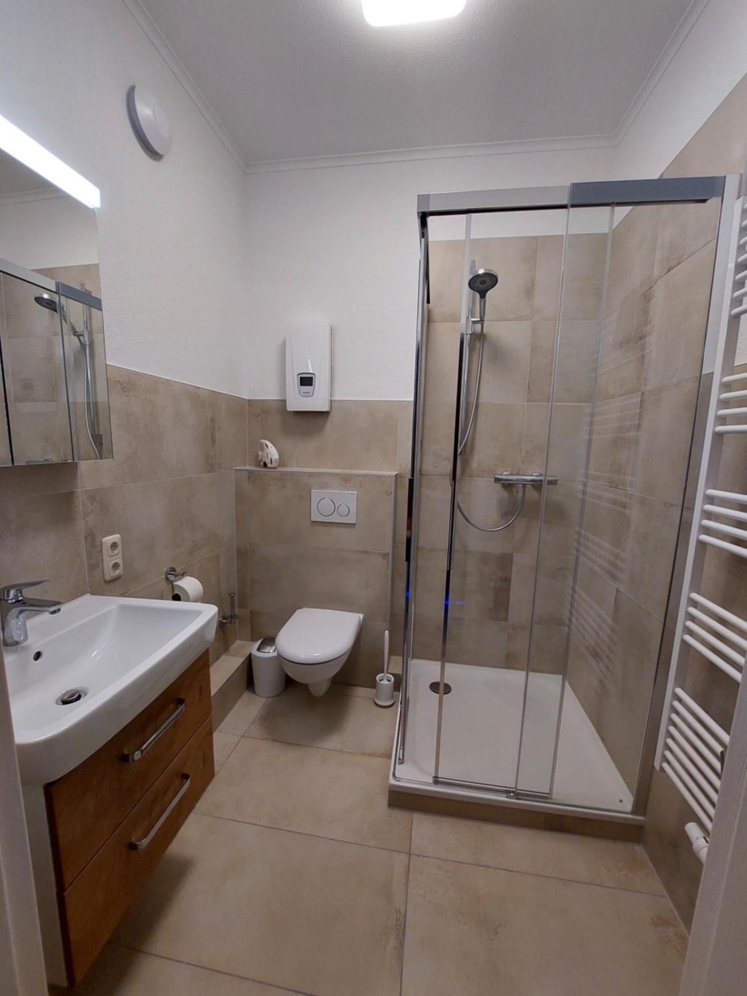 Bummis Exklusive Ferienwohnung Güstrow エクステリア 写真